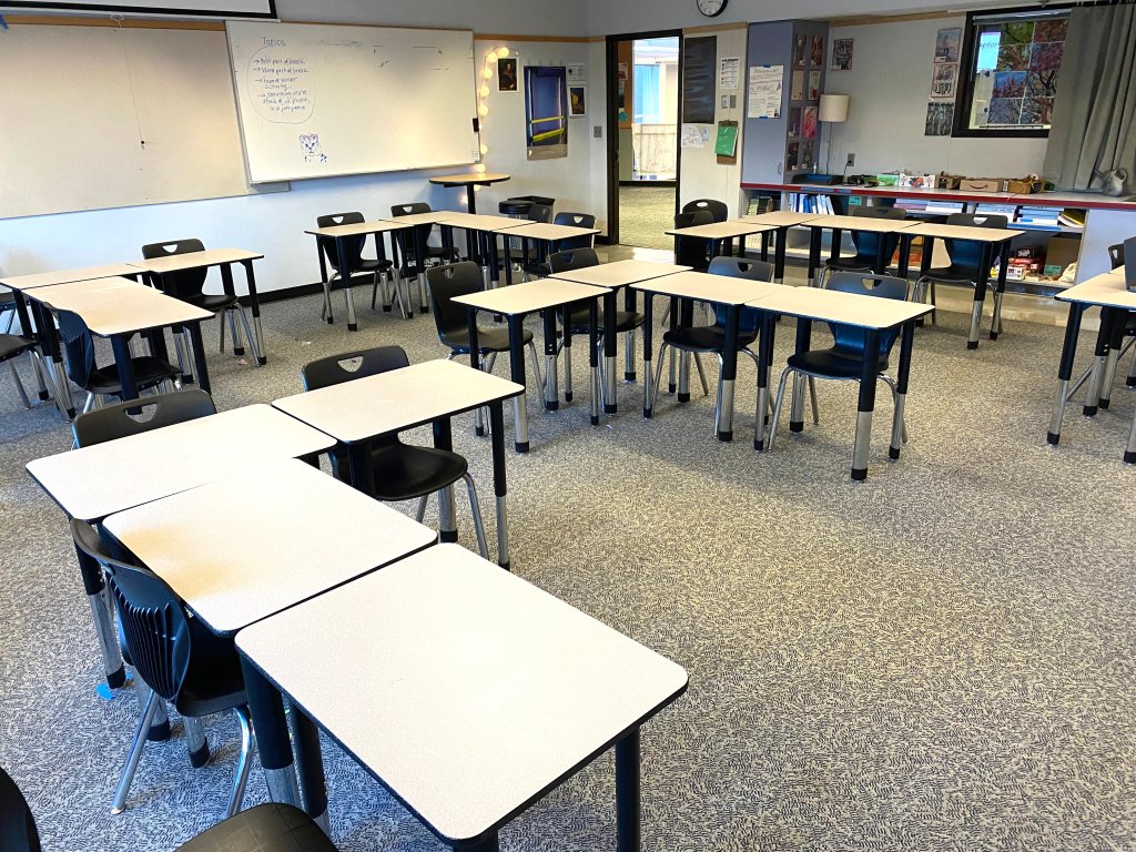 Photo of desk arrangement in classroom